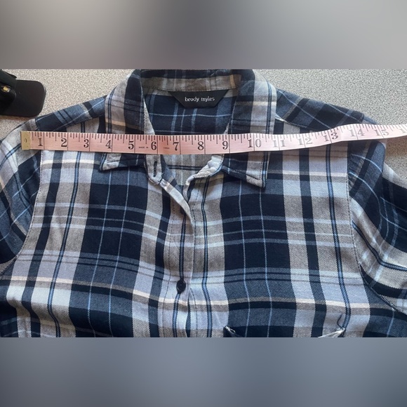 Brody Myles Blue Plaid Rayon Shirt Size Small - Picture 10 of 15